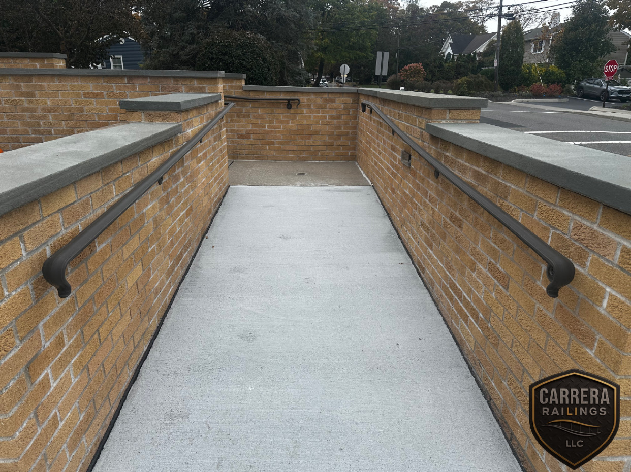 Traditional picket railing design.